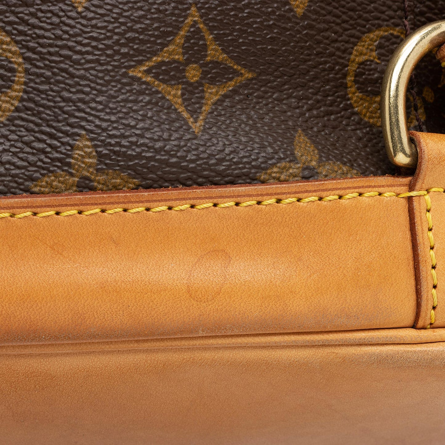 Louis Vuitton Vintage Monogram Canvas Montsouris MM Backpack (SHF-PqfA4Z)