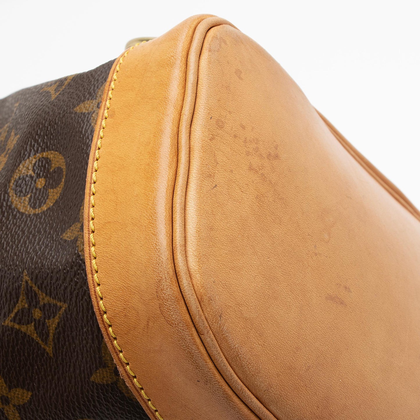 Louis Vuitton Vintage Monogram Canvas Montsouris MM Backpack (SHF-PqfA4Z)
