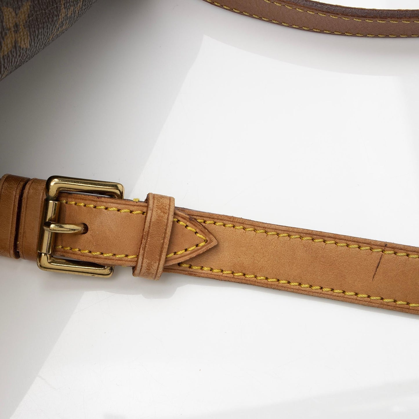 Louis Vuitton Vintage Monogram Canvas Montsouris MM Backpack (SHF-rQuQek)